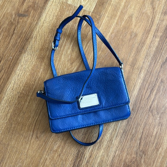 Marc By Marc Jacobs Handbags - Marc by Marc Jacobs Pebble Leather Purse